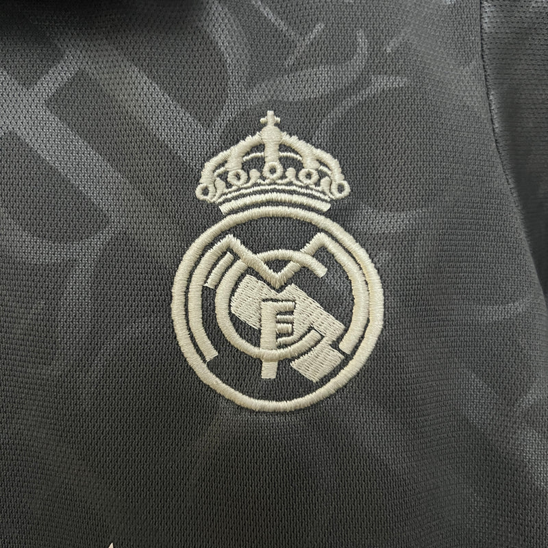 Conjunto III Real Madrid 2024/25 - Infantil