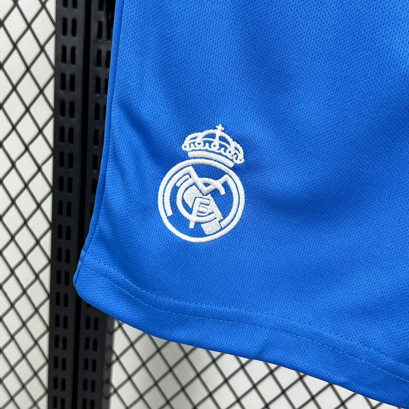 Conjunto Real Madrid Pré-Jogo 2025/26 - Infantil
